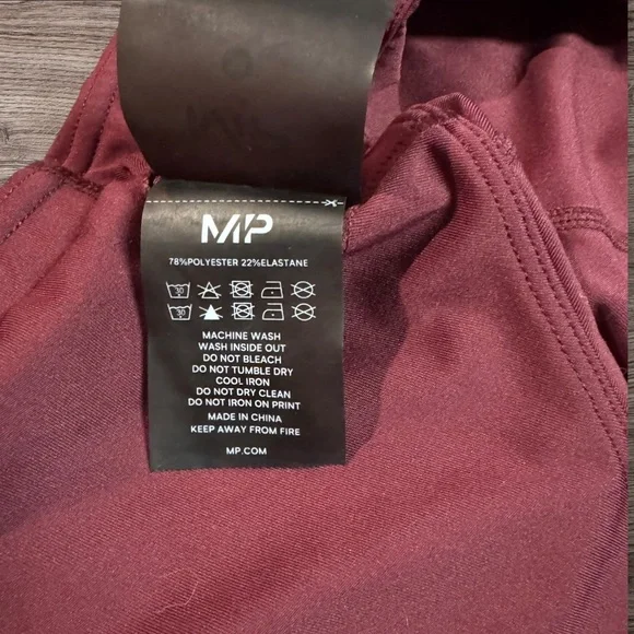 Like New- MyProtien MP Women's Burgundy Sports Bra Size Medium - Picture 5 of 5